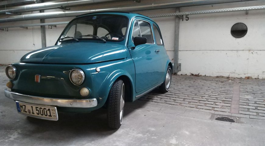 Fiat 500 in der Tiefgarage